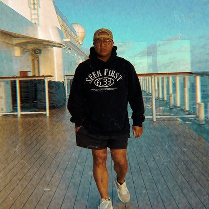 the seek first hoodie (oversized fit)