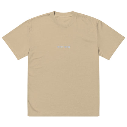 the seek first tee (oversized fit)